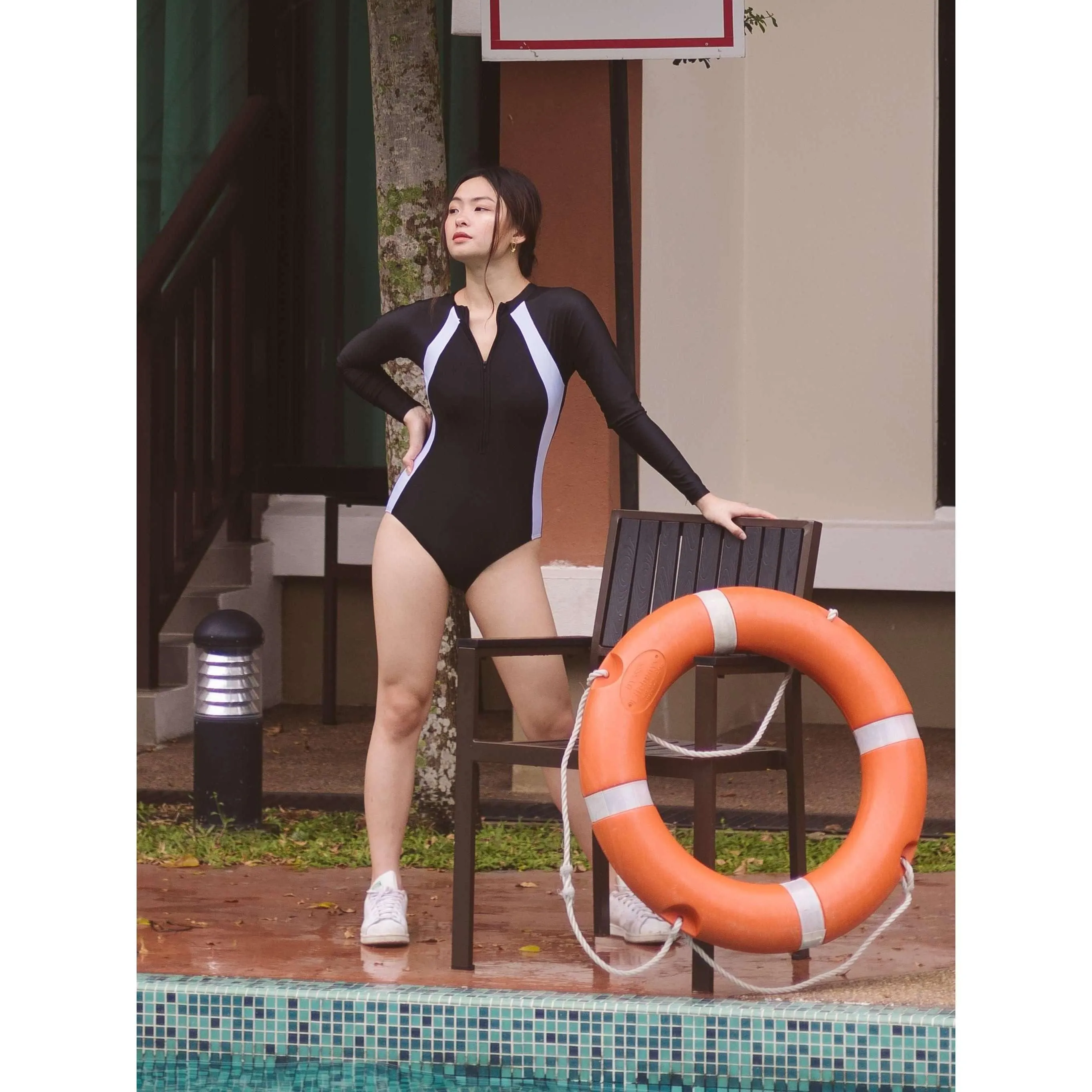 Chul Two-piece Push Up Underwire Long Sleeve Bodysuit Rash Guard in Black