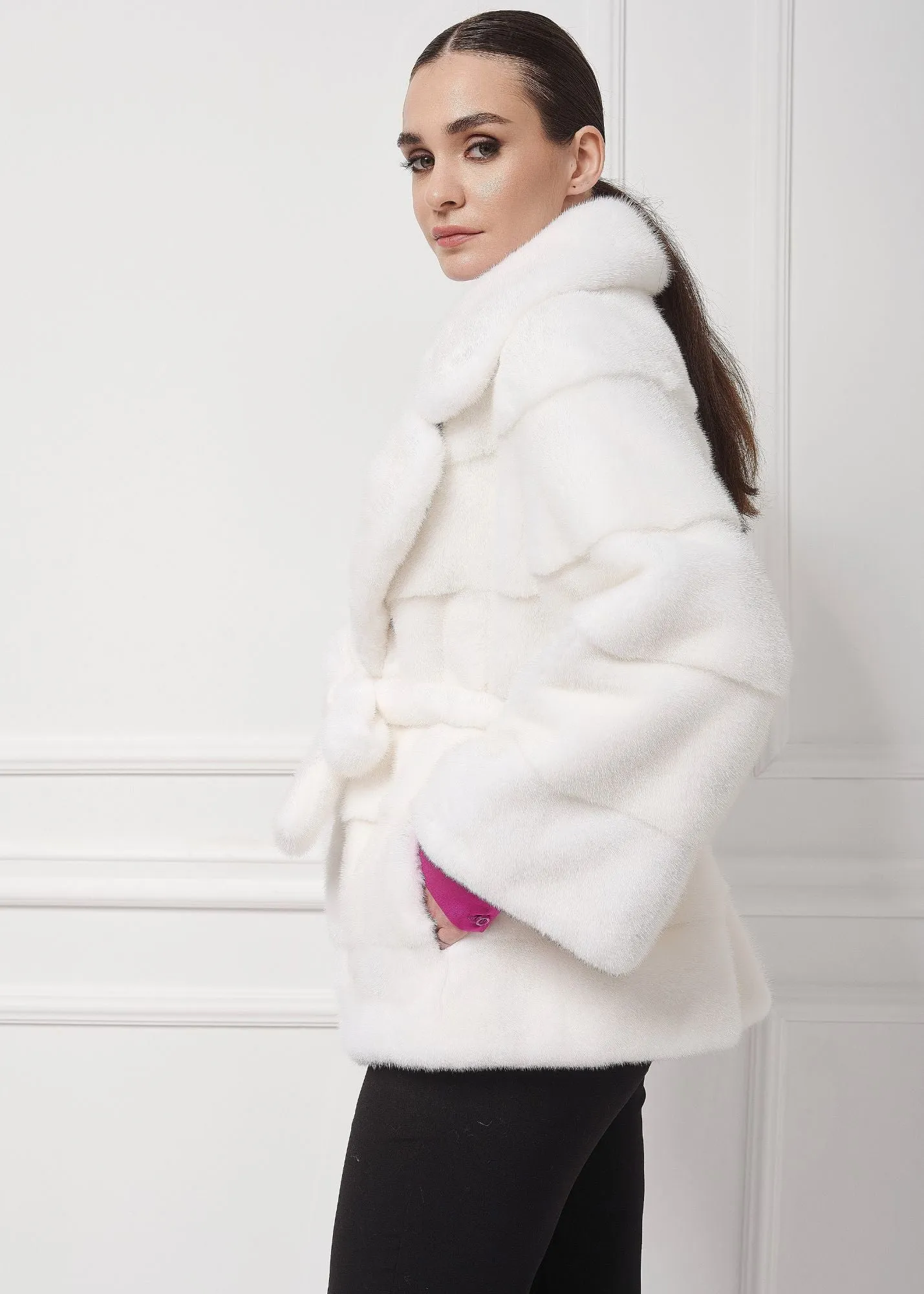 Classy and casual mink fur jacket with english collar