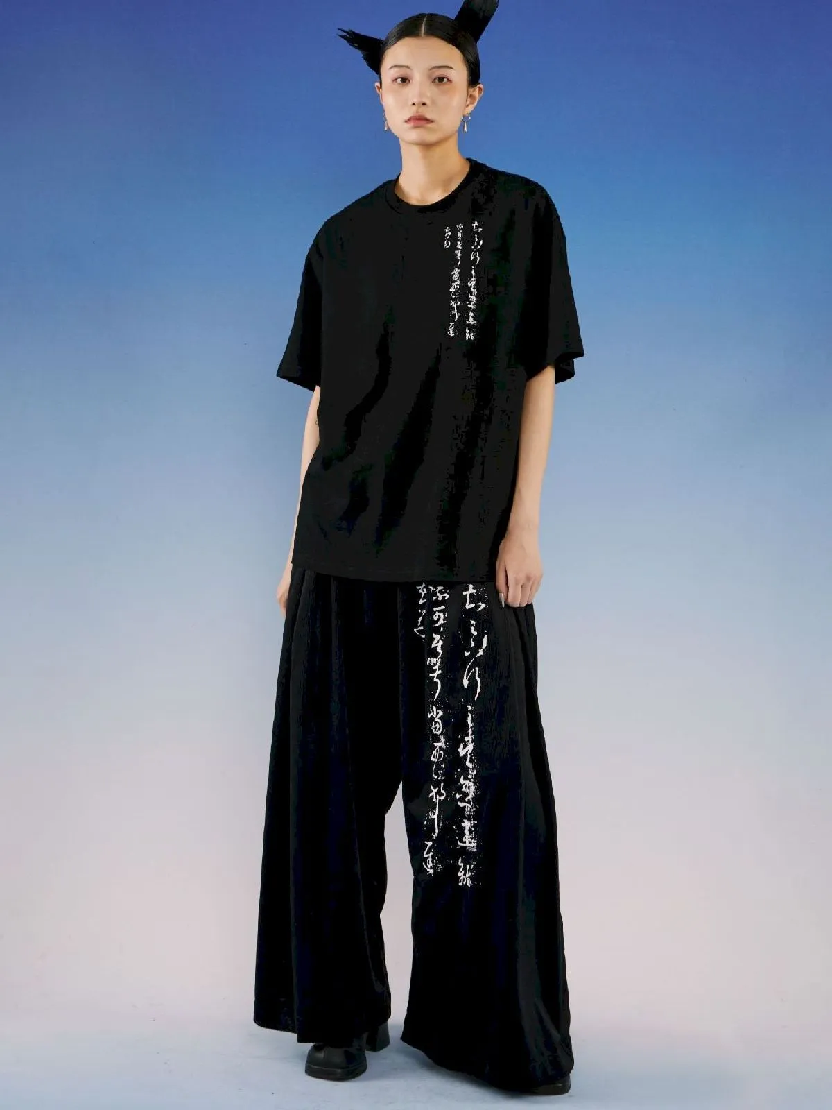 Embroidery Wide-leg Corduroy Pants