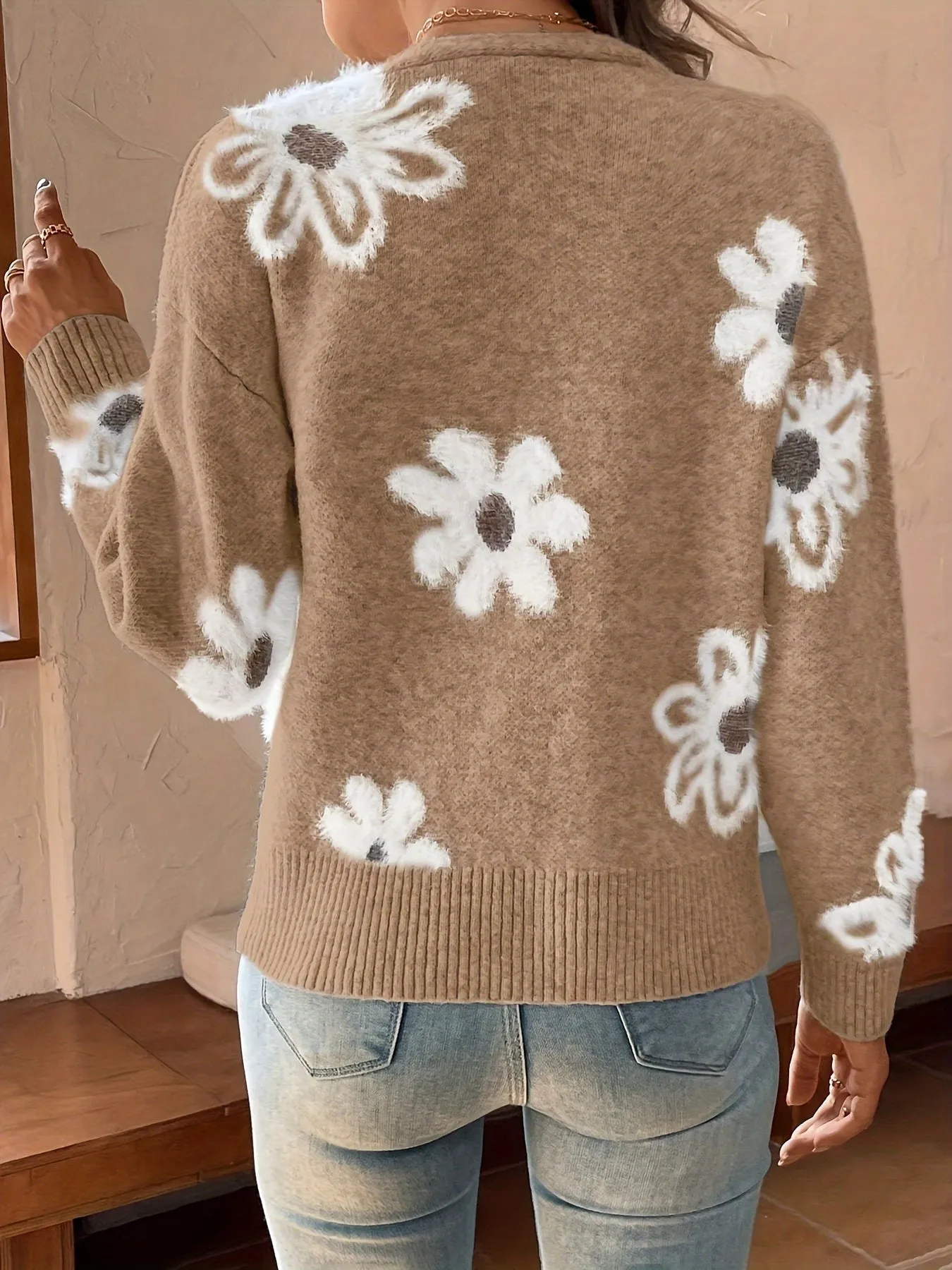 Kornelia | Komfortabler Cardigan mit Blumenmuster