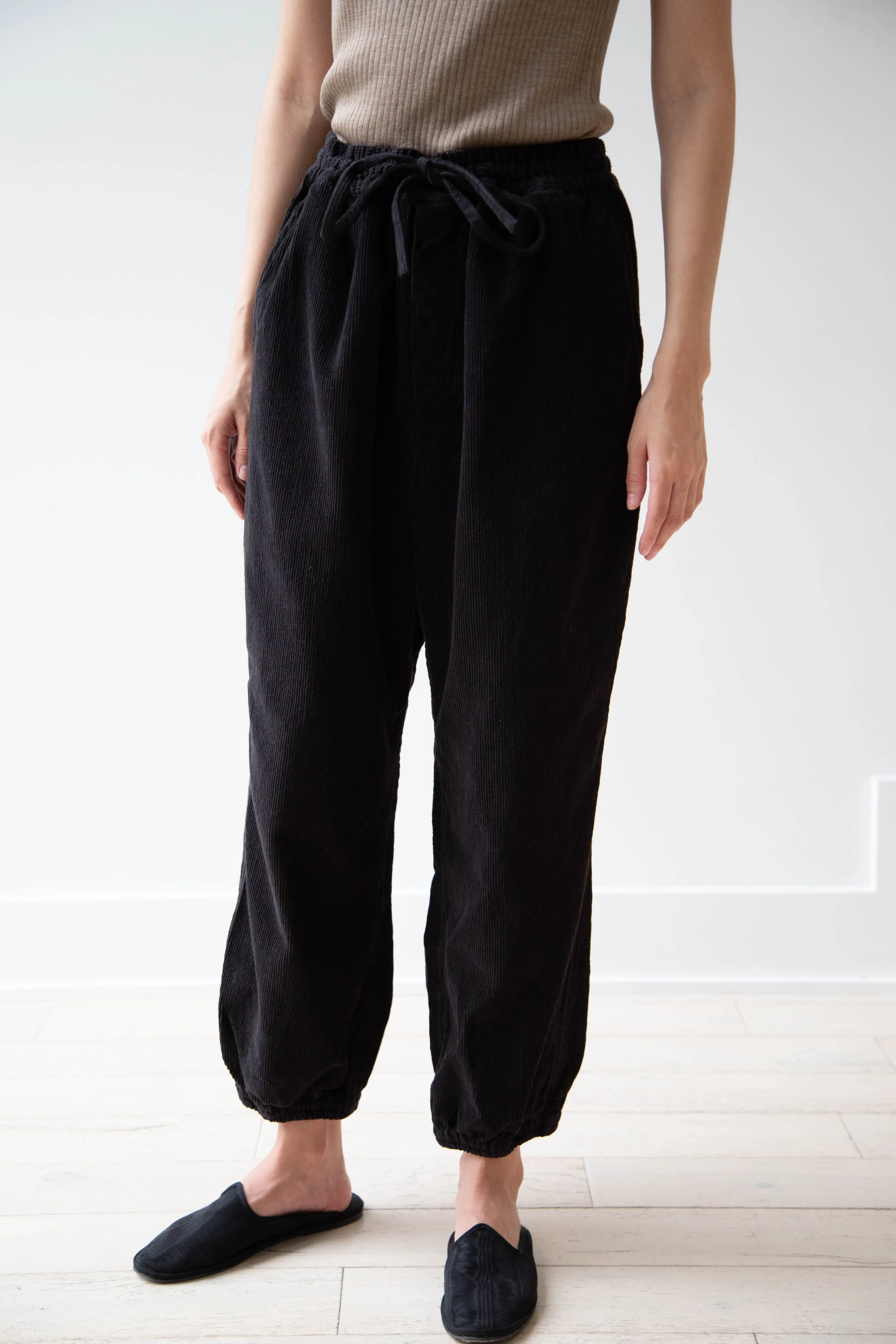 Vas-y Lentement | Easy Jogger Pants in Black