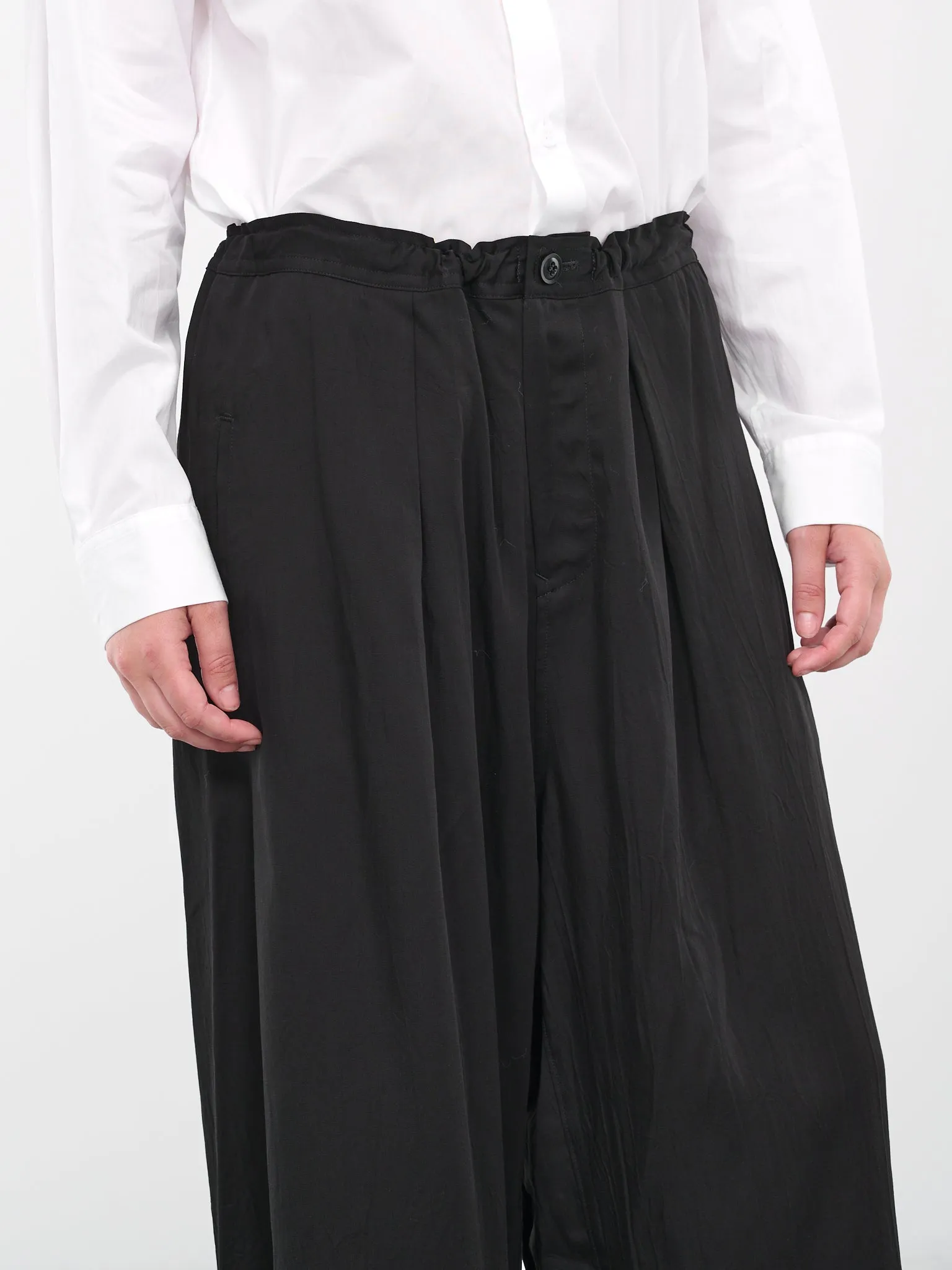 Wide Crop Trousers (YJ-P13-200-BLACK)