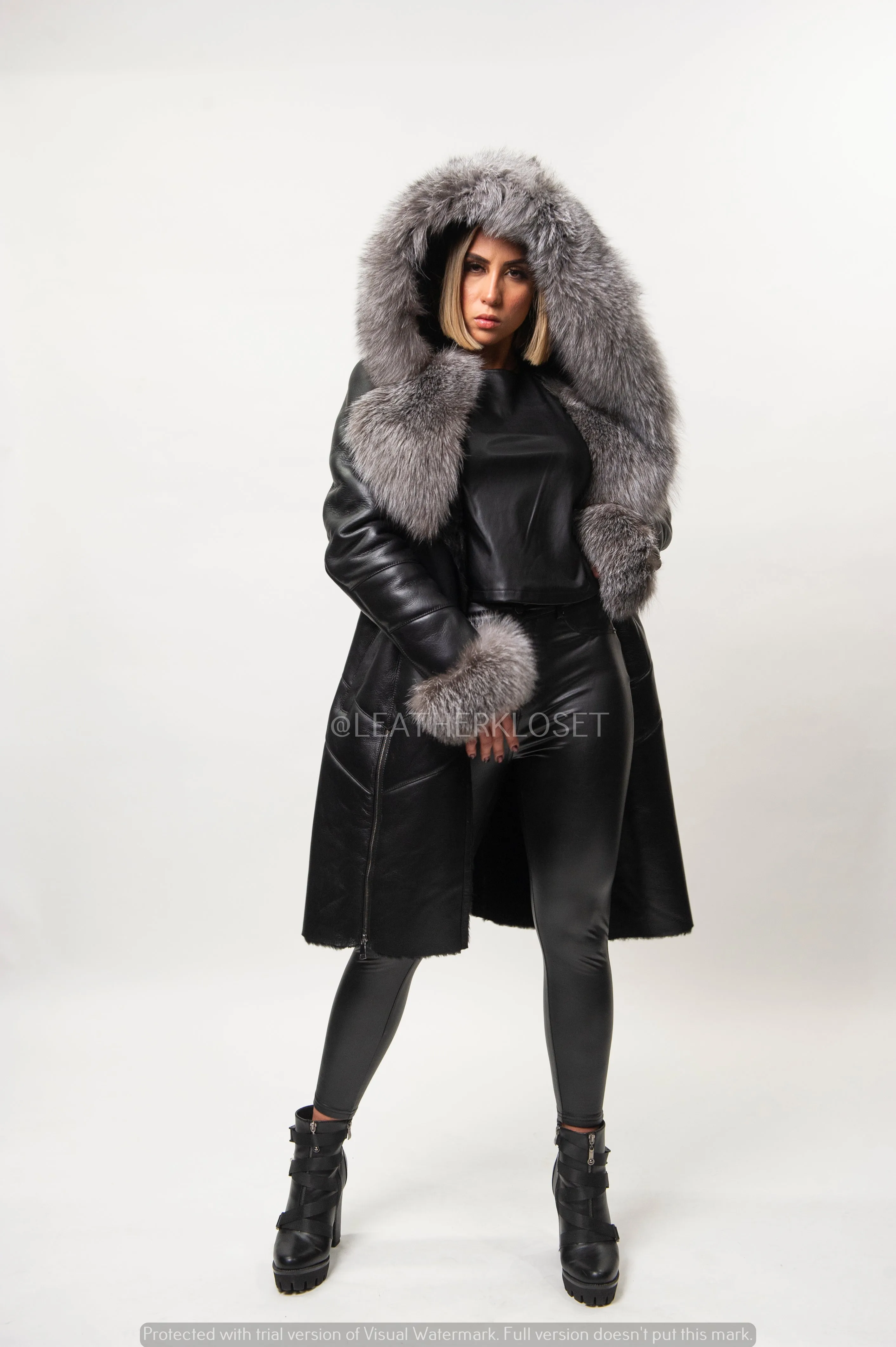 Women's Scarlett Real Sheepskin Jacket With Fox [Black/Silver]